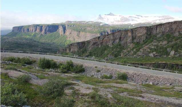 Side 21 et belte på 15 meter. Langs kabeltrasé må de båndlegge et belte på 6 meter. Dette gir en samlet arealavståelse på omtrent 14 daa.