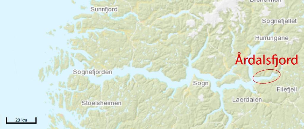 7 Fjorden er resipient for avløpsvann fra aluminiumsverket Hydro Aluminium Årdal. Hovedproblemet er høye konsentrasjoner av polysykliske aromatiske hydrokarboner (PAH).
