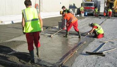 Den blandes med vann for å få en masse som gir både heft og korrosjonsbeskyttelse. weber Rep 05 Betoheft kan også benyttes som betonglim ved påstøp av betong eller mørtler.