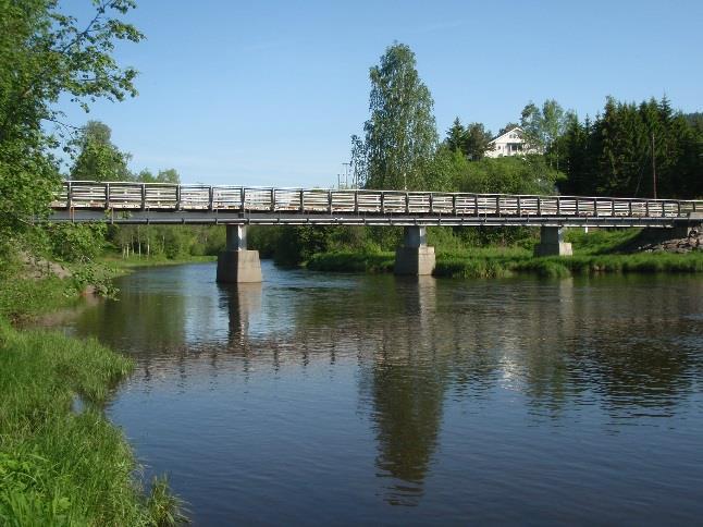 002-54-R Skog 83 % Vannforekomst navn: Nitelva til badeplassen ved Åneby Myr 2,4 % Beliggenhet Nittedal Dyrket mark 5,2 % Sjø 5,8 % Urban 1,8 % Vanntype: 11 leirvassdrag