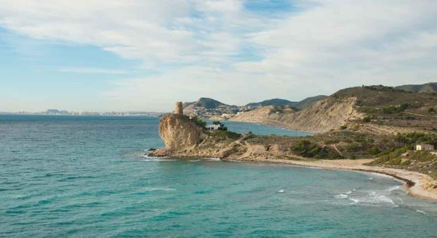 Villajoyosa er en sjarmerende by med mange fargerike hus og små pittoreske gater.