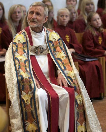NFG vil fremheve at stolaen er det avgjørende tegnet på vigsling, forstått som vigsling ved en biskop til en livslang tjeneste og hvor den vigslede står under biskopens tilsyn 81.