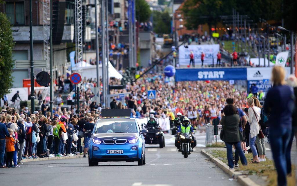 BMW OSLO MARATON 2018 Vi ønsker velkommen til folkefest, - BMW Oslo Maraton 2018 BMW Oslo Maraton er et arrangement for alle, - og vi som arrangør ønsker å tilrettelegge for at løpere, publikum,