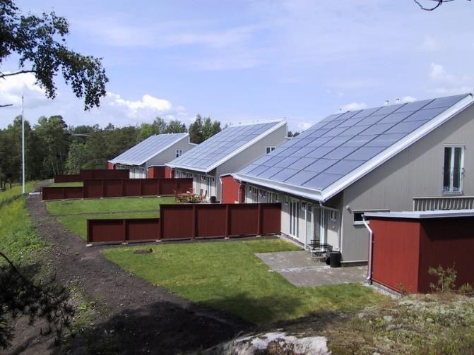 Foto: Svensk solenergi Bygningsintegrert Ikke integrert Lavere materialbruk (?