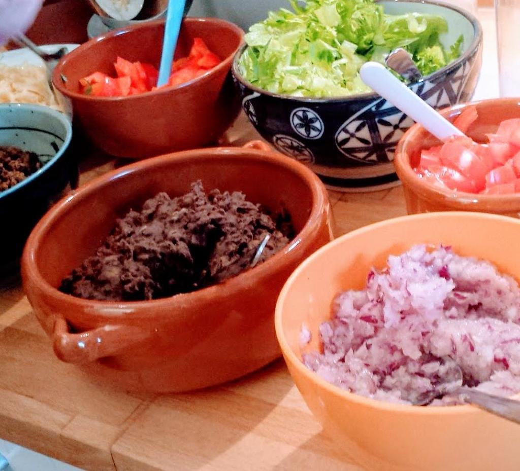 Taco et inkluderende plantebasert måltid Fredagstaco erstatt kjøttdeig med