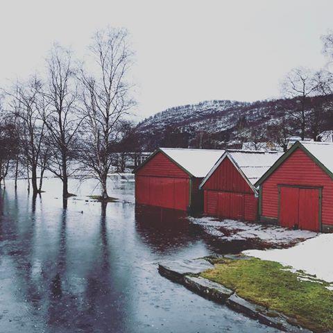 På bakgrunn av ROS-analysen skal kommunen stille krav til planar og planlegging på detaljnivå, og