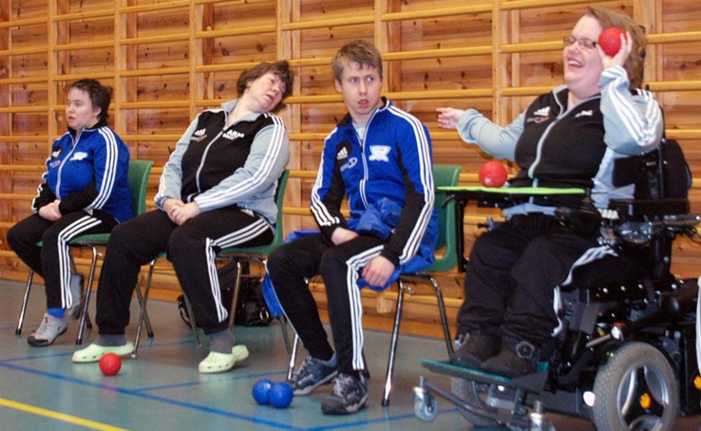 Bocciaserien Hordaland idrettskrets arrangerer bocciaserie for mennesker med utviklingshemming.