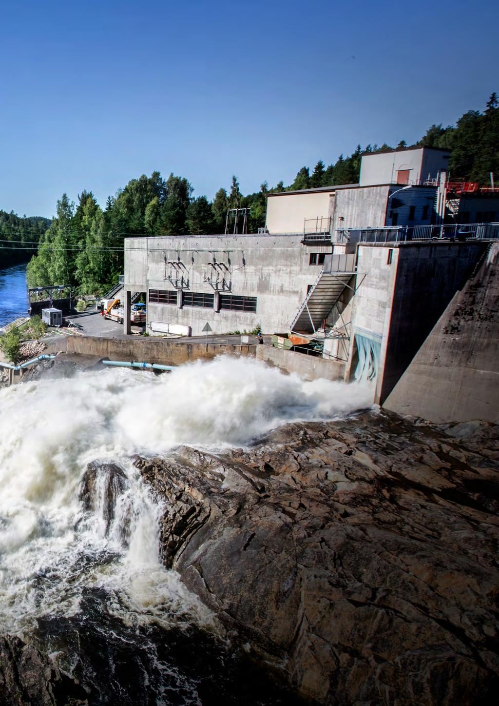 < > Innledning Eierstyring og selskapsledelse Agder Energi konsern Agder Energi AS Samfunnsrapport Evenstad kraftstasjon i Froland