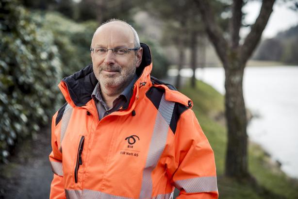 BIR NETT AS DAGLIG LEDER Terje Strøm FORMÅL BIR Nett er et 100 prosent eid selskap av BIR AS, og etablert som driftsselskap for å sikre BIR AS utbygging og drift av bossnett, herunder oppsamling,