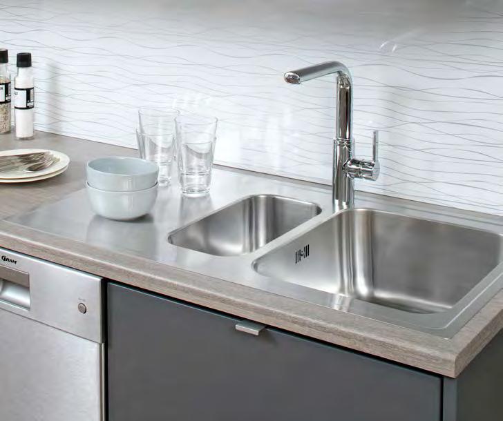 Fordeler ved Ease-vasker Kjøkkenvask modeller 1 En solid, funksjonell avlastingsoverflate 2 MONOedge passer til alle typer monteringer 3 Romslige og renlinjede kjøkkenvasker 4 Kraftig