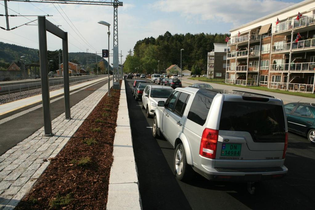 4. Ferdigstilte og planlagte prosjekt 2009-2012 4.1 Innfartsparkering Innfartsparkering ved Nodeland stasjon i Songdalen ble åpent 21. mai 2012.