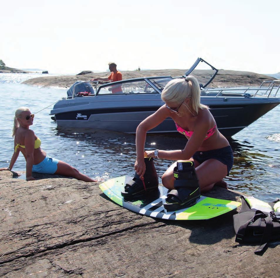 64 BOW RIDER En sportslig modell som gir fartsopplevelser og hyggestunder. Yamarin Cross 64 Bow Rider er en sportslig og fartsfylt båt som passer til vannsport, øyturer eller pendlerbåt.