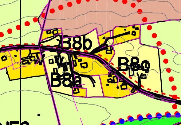 B8b og B8c GAMLEVEGEN Byggeområdene B8 b og B8 c ligger øst for Gamlevegen i hht utsnitt av Kommunedelplan for Øyer sør, se utsnitt under.