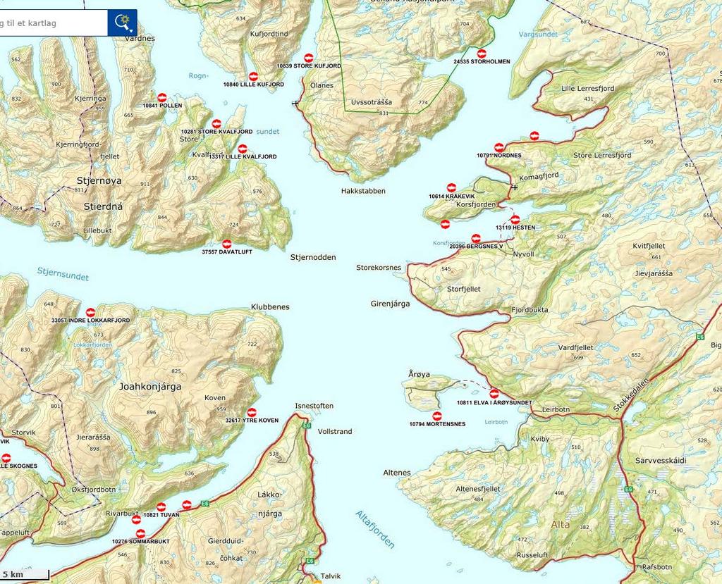 1 Innledning 1.1 Bakgrunn og formål Alta kommune gjennomførte 2005 miljøkartlegging av fire dypområder i Altafjorden koblet opp mot resipientene der den største oppdrettsaktiviteten foregikk.