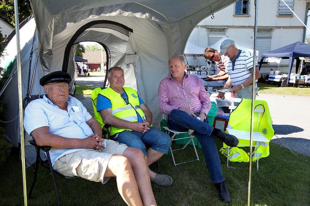 Ulefoss rotaryklubb presenterte ShelterBox på Minidyrsku n på