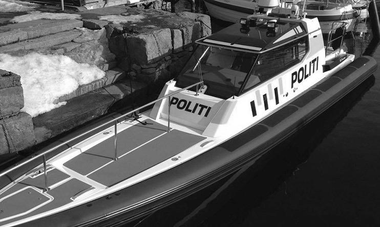 Båteiere mener at mer politi på sjøen, kampanjer og strengere reaksjoner vil redusere ulykker Oppfattet ulykkesreduserende effekt Svært stor grad Stor grad Mer synlig politi på sjøen 35%
