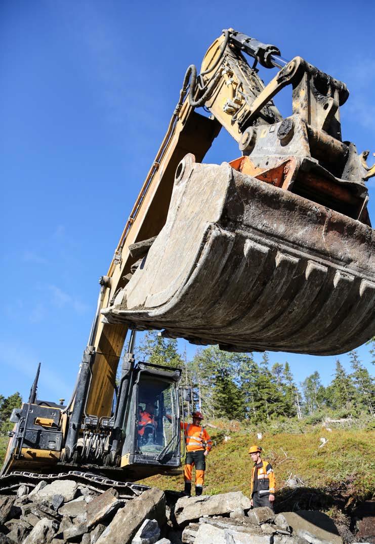 NOTAT 2/2018 ANLEGGSBRANSJEN UTVIKLING & MARKED n Fortsatt stor optimisme blant MEF-bedriftene n Hele 93 prosent av melder om god oppdragsmengde n 7 av 10 bedrifter