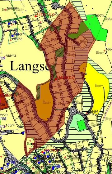 Langsetåsen (gbnr. 186/69, 188/63, 186/73, 188/65): Tomteområdet er regulert til boligformål, totalt ca. 350 da., hvor Eidsvoll kommune eier ca. 150 da.