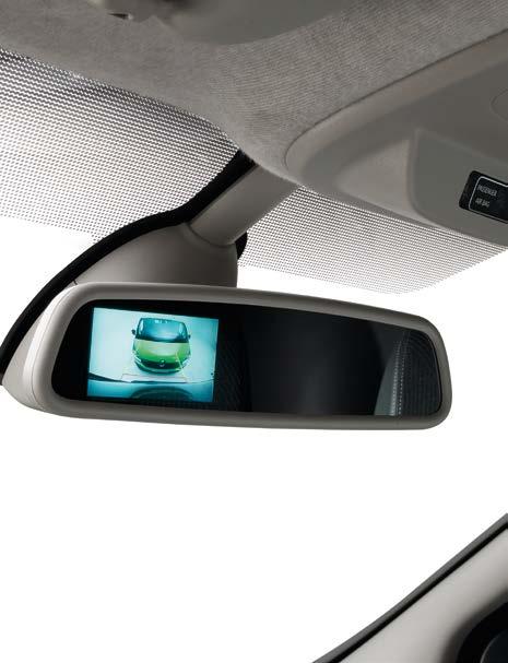 Med wide -view speil integrert i solskjermen, kan du utvide synsfeltet ditt til siden og se