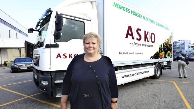 Norges første elektriske distribusjonsbil Ombygget lastebil med forbrenningsmotor Nyttelast: 5,5 tonn redusert med 2,5 tonn i