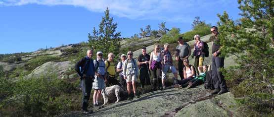 Topptur på Hegglandsnetten, 697 moh 20. nov. Hegglandsgrend, Bankplassen, kl. 17.00 3 / 3 Arne Dag Lassemo 915 25 435 Går opp frå Geitstadbakkane. Fint å lage mat i bålpanna i gapahuken på toppen.