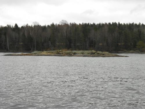 Dette har jeg funnet ut Dette har vi funnet ut ved hjelp av de muntlige kilder: Øymarksjøen Måkeskjær Årnesvika: Like ved viken ligger en gård som heter Årnes. Og det går et nes utover sundet.