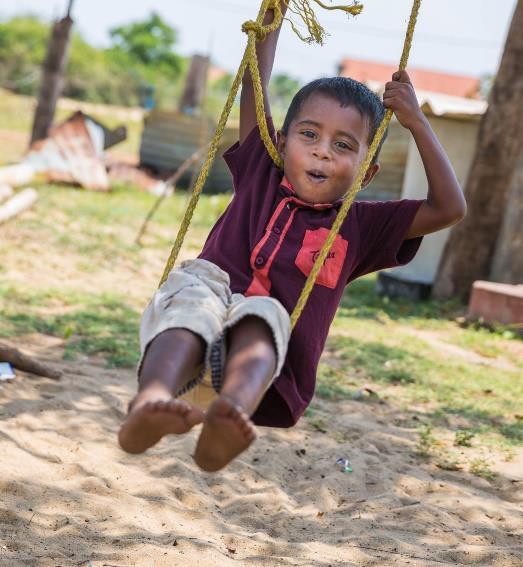 6) FORUT I år lanserer FORUT en helt ny barneaksjon fra Sri Lanka. Her blir vi kjent med Sivatas på fire år som bor i en kystlandsby nord på øya.