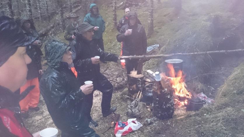 Jan Jenssen) Fra den våteste skogdag på