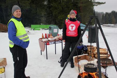Med 280 deltaker, 216 ledsagere og med rundt 50 arrangører, medhjelpere og utstyrsleverandører, var nesten 550 personer samlet i Skien Fritidspark i 2016.