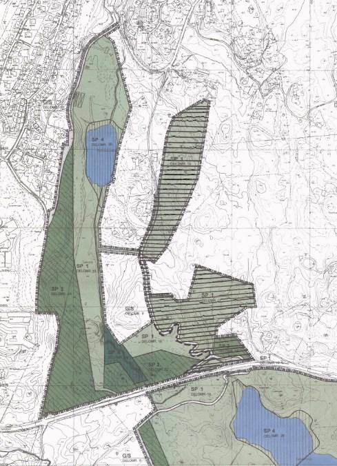 Tilgrensende områder er regulert til golfbaneanlegg. Iht bestemmelsene skal området nyttes til golfbaneanlegg.