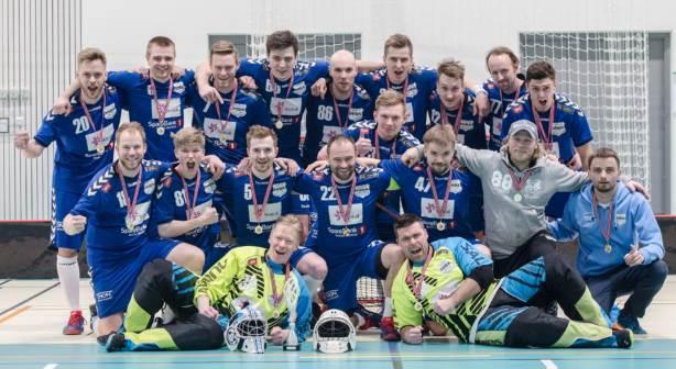 42 7.21 Tabeller 2017/2018 Elite kvinner Sveiva 18 15 1 1 1 113-24 48 Tunet 18 14 1 0 3 152-29 44 Grei 18 12 0 1 5 122-55 37 Sagene 18 11 0 0 7 108-60 33 BMIL 18 5 0 0 13 49-118 15 Gjelleråsen 18 2 0