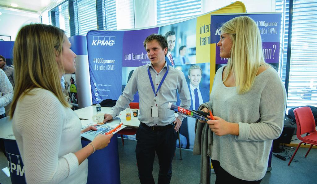 uit the arctic university of norway s official career day FOTO: Lars Åke Andersen The Career Day at UiT is a yearly event where students can get in touch directly with companies from all over Norway