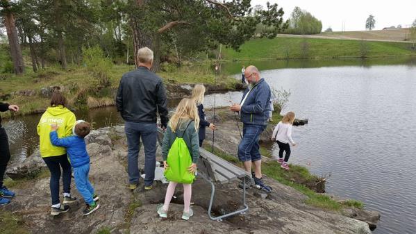 De som var med: Eidsvoll og Hurdal Røde Kors, Eidsvoll Bygdekvinnelag,