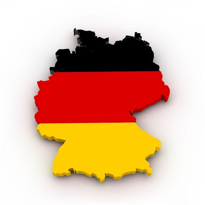 TYSK LENA FJELDHEIM GOURSAUD Hvis du velger å lære tysk kan du kommunisere med 120 millioner mennesker i verden vil du være mer verdt for mange arbeidsgivere får du blant annet lære