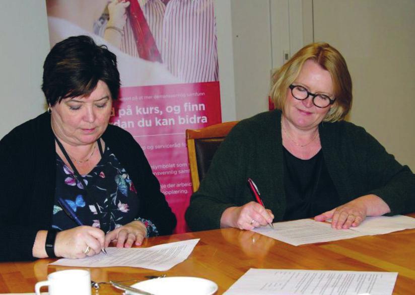Samarbeidsavtalen «Demensvennlig samfunn» blei signert i Vågsøy i Sogn og Fjordane 31. januar.