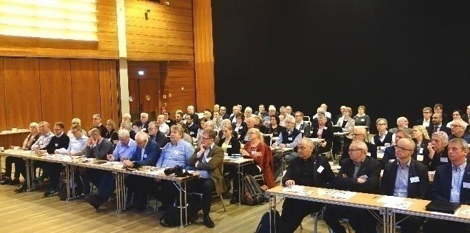 a) Pre-PETS ble arrangert på Mortens kro, Nittedal, 17. november 2016 og på Kihl gård i Råde 1. desember 2016. Dette var det første møtet mellom innkommende guvernør Yvona og innkommende presidenter.