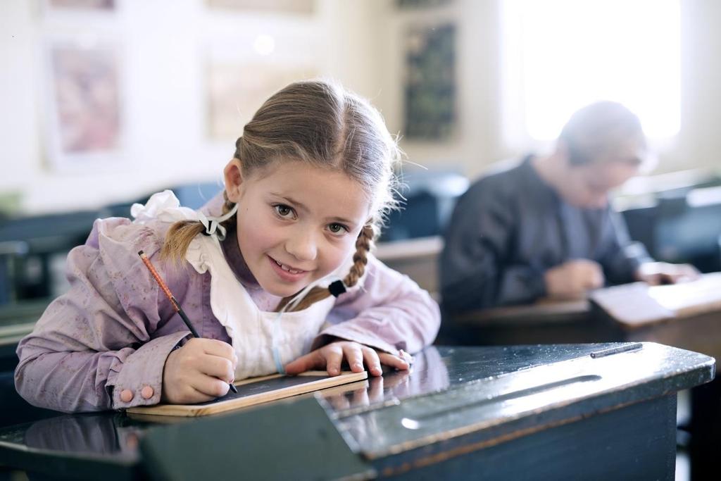 APRIL 2019 - STAVANGER SKOLEMUSEUM Hvordan var det å gå på skolen i gamle dager? Bli med på omgangsskolen og en komprimert skoledag rundt 1910.