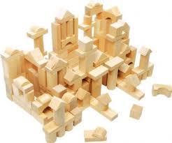 Konstruksjonslek 1-4 trinn Gjennom leken fremmer vi finmotorikken og matematiske tankeganger ved å bygge eller lage geometriske figurer. Vi bruker kapla, klosser, lego og plus plus.