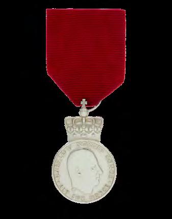 Kongelige ordener og medaljer H. M. Kongens Erindringsmedalje H.M. Kongens Erindringsmedalje ble innstiftet i 1906 av Kong Haakon VII som belønning til personell som har vist særlig fortjenstfullt virke i H.