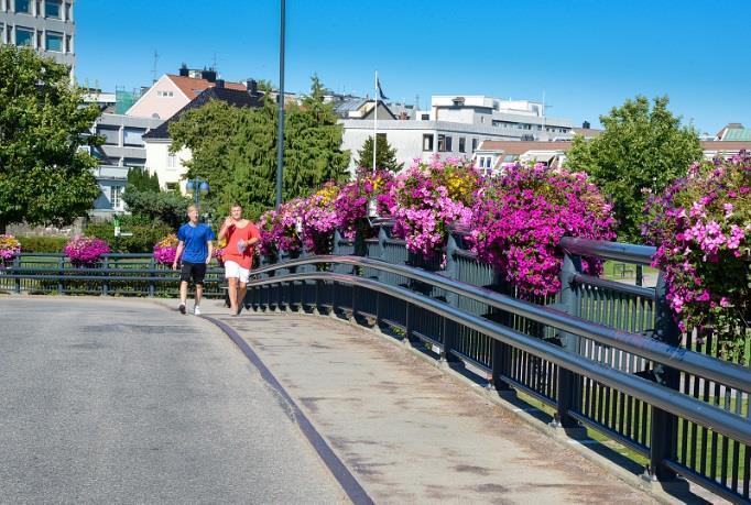 69 9. Kristiansandsregionen Kristiansandsregionen omfatter i vår sammenheng kommunene Kristiansand, Søgne og Songdalen. Disse kommunene vil inngå i den nye storkommunen Kristiansand fra 1/1-2020.