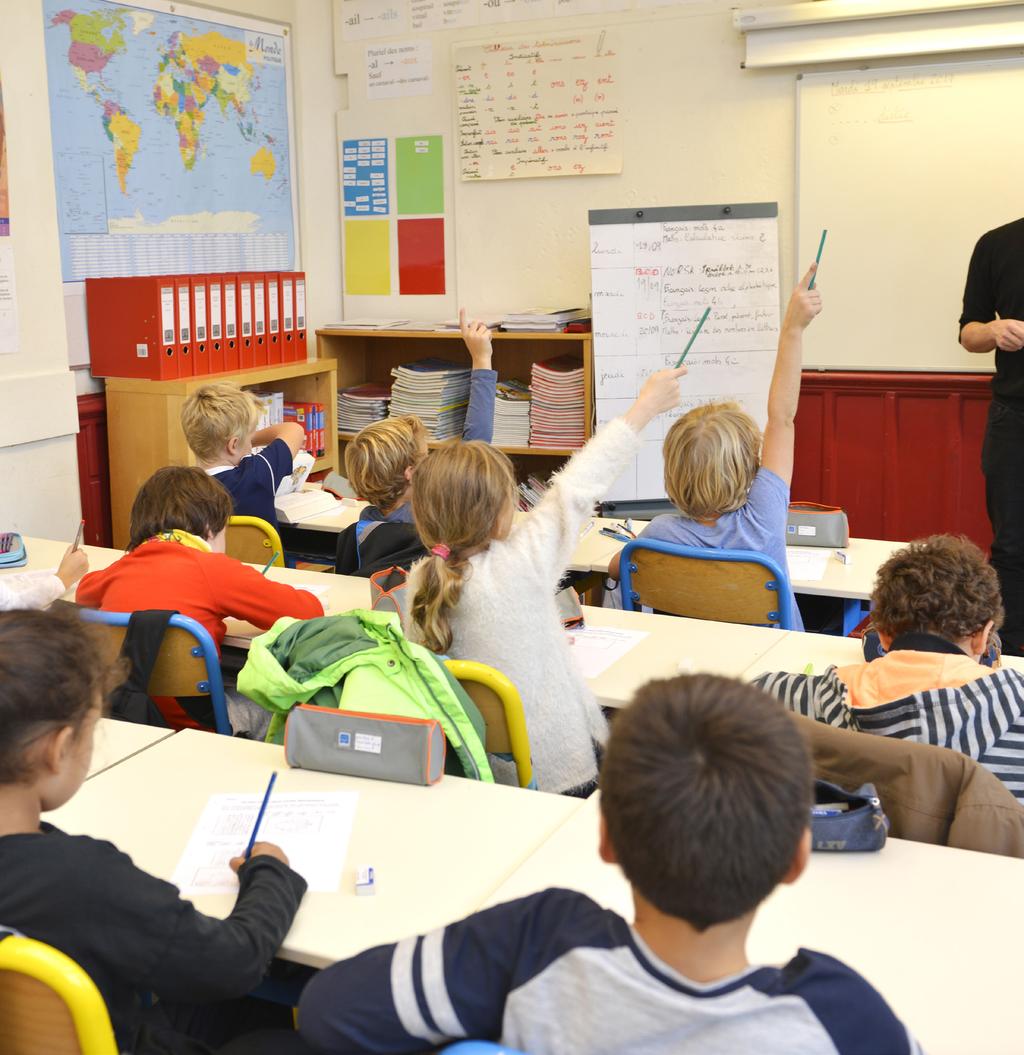 Skolefellesskapet og styret ved skolen ønsker alle elevene ved Den franske skolen i Oslo en flott
