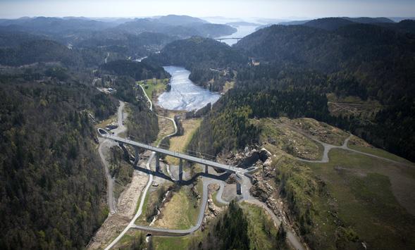 Ø: Ønna bru, foto: Anne Mette Storvik, Bane NOR.