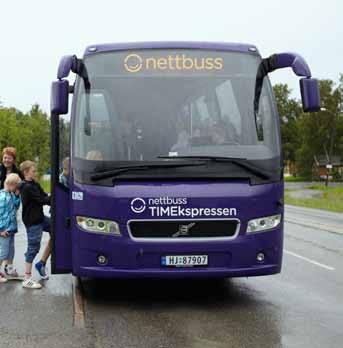 Skiltkasser Når buss ikke kjører i rute skal bussen (skiltkassen) fortrinnsvis merkes med enten Nettbuss-logoen der det er mulig, eller kun Nettbuss som vist på bildet