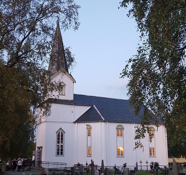 Sør-Innherad kirkelige fellesråd Årsmelding 2017 En staselig 200-åring