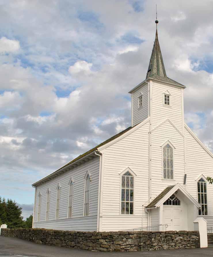 Gudstenester I AUSTRHEIM SOKN Sommar, sol og Gud KYRKJESKYSS Treng du skyss for å kome deg til gudsteneste? Då kan du ringe kyrkjekontoret tlf. 56 16 72 90 (før fredag kl. 14) Eldbjørg Vikane tlf.