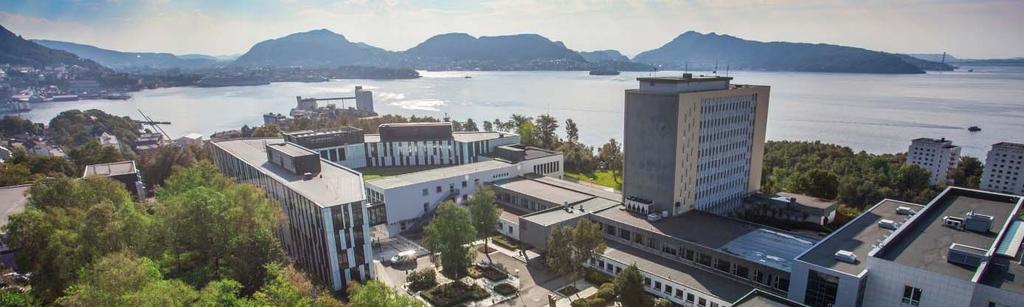 Kap. II. Introduksjon til virksomheten og hovedtall Om NHH Norges Handelshøyskole (NHH) ble etablert i 1936 og holder til i Bergen.