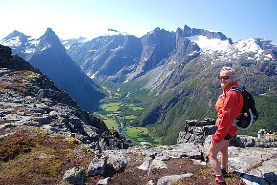 Årsmelding 2017 for DNT Valdres (NB! noe forkortet utgave, full versjon legges på dntvaldres.no før årsmøtet) Styrets sammensetning, gjeldende fra årsmøtet 13.