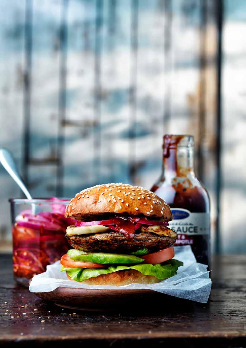 i marinaden i minst 30 minutter. Bland rødløken med Pickling Spice Mix og la stå i romtemperatur i minst 30 minutter. Grill soppen på middels varme til den har fått fin farge.