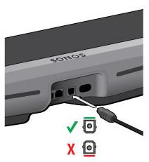 Bruk en lydoptisk kabel (medfølger) for å koble Sonos PLAYBARs digitale lydinngang til den optiske