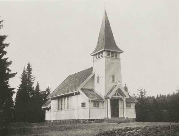 SOLLIHØGDA KAPELL Sollihøgda kapell. Bildet er hentet fra boka Hole i bilder 1850-1950, 1981. Fotograf og årstall ukjent.